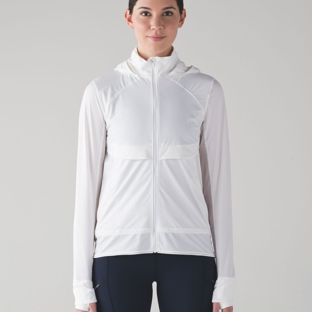 Lululemon Kicking Asphalt Jacket, white, size 6